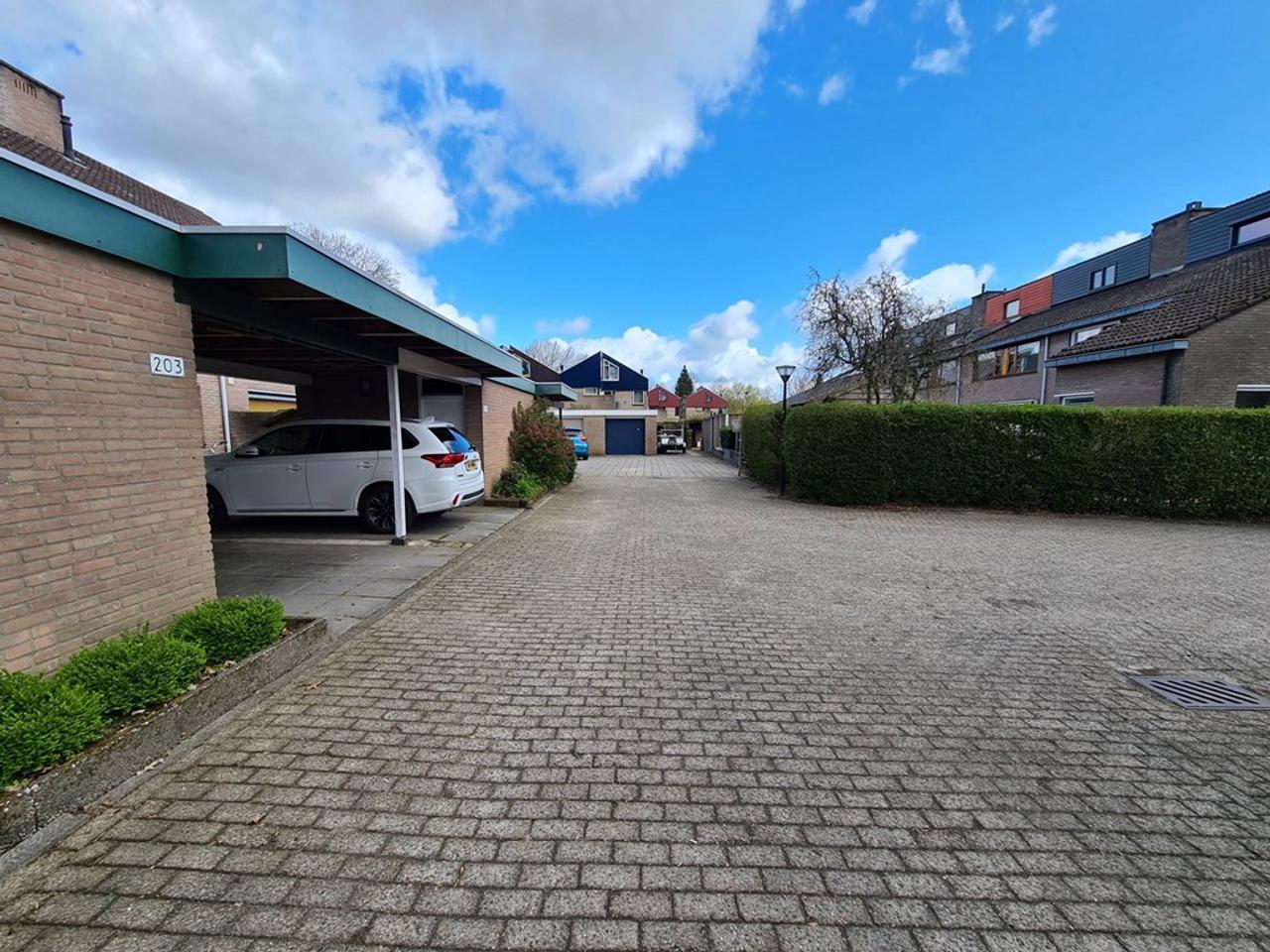 Eengezinswoning met tuin en carport in De Maten - Afbeelding 20