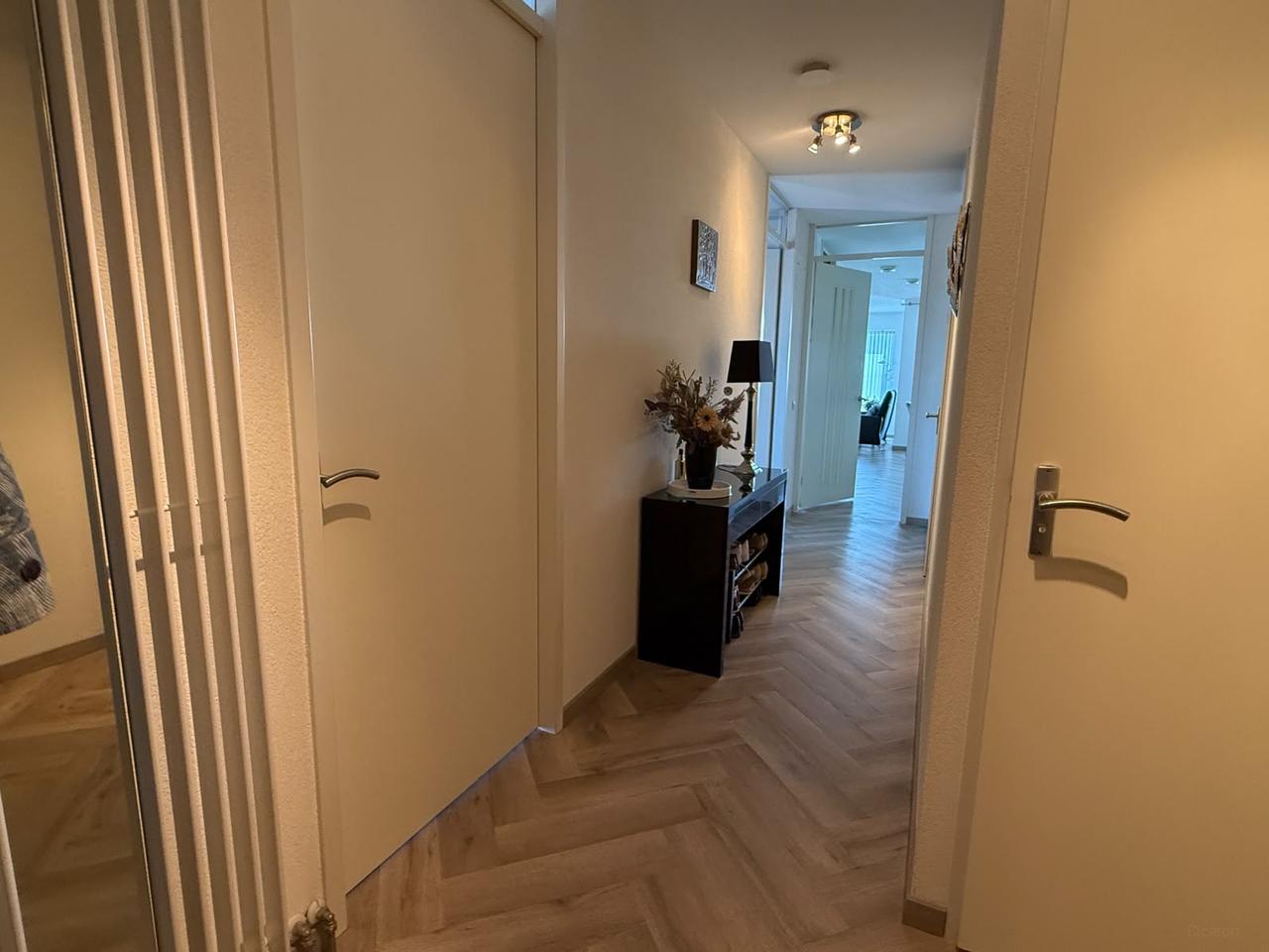 9e verdieping met balkon en uitzicht - Afbeelding 24