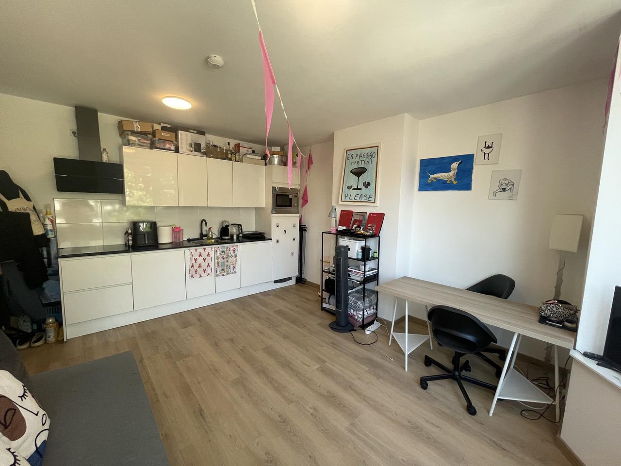 Kamer met balkon in Schildersbuurt - Afbeelding 1