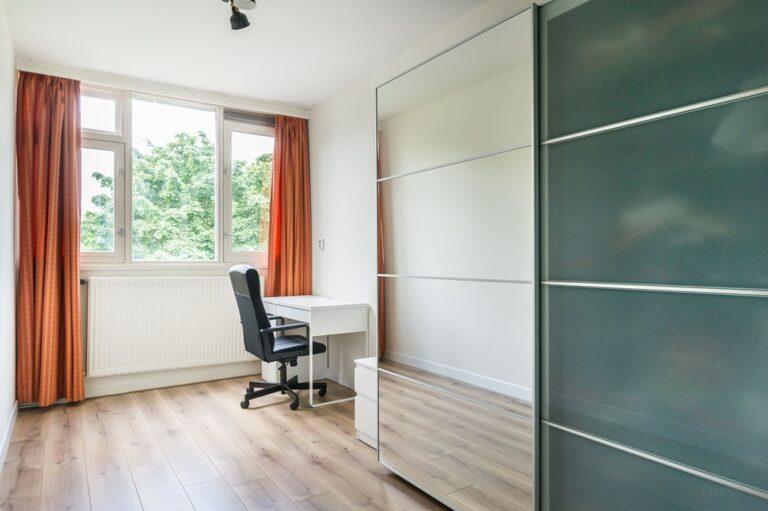 Licht 3-slaapkamerappartement met balkon - Afbeelding 15