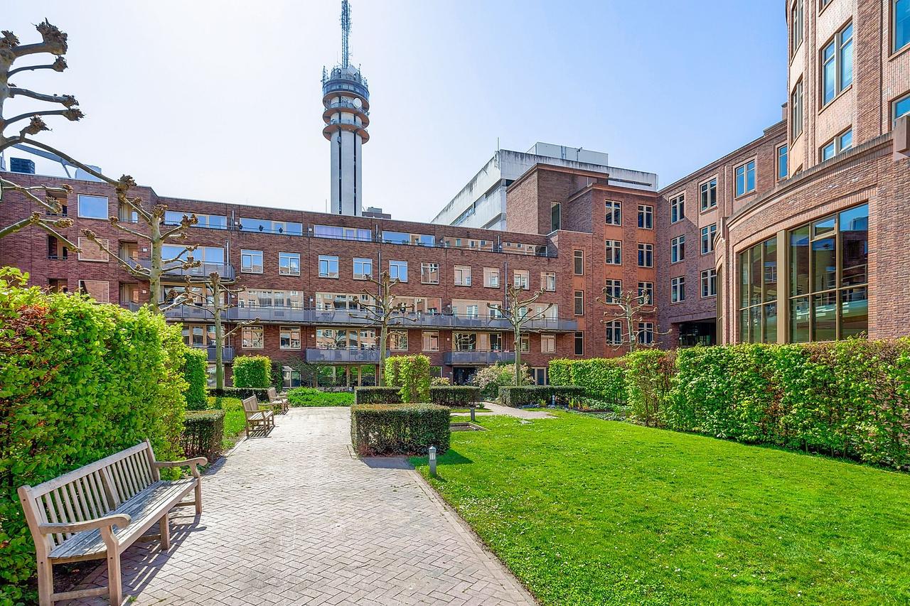 Terras aan de binnentuin in Bezuidenhout - Afbeelding 5