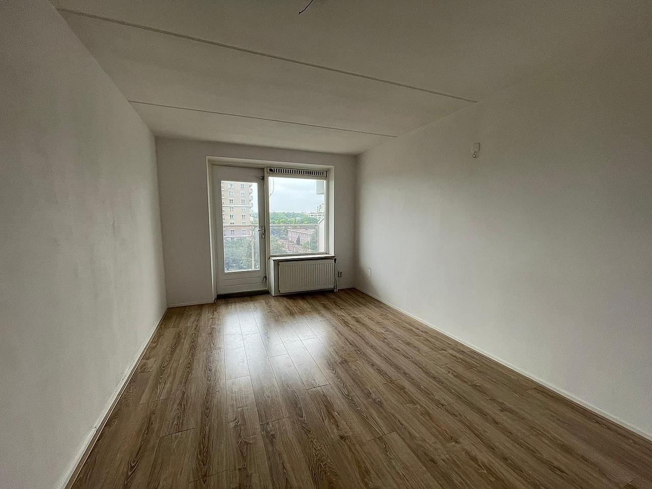 Licht 3-kamerappartement met balkon - Afbeelding 4
