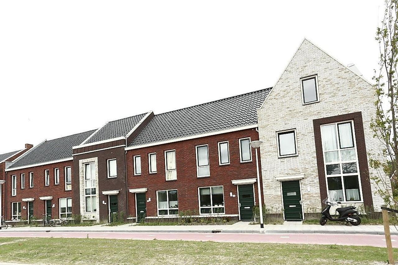 Eengezinswoning met tuin in Uithoorn - Afbeelding 1