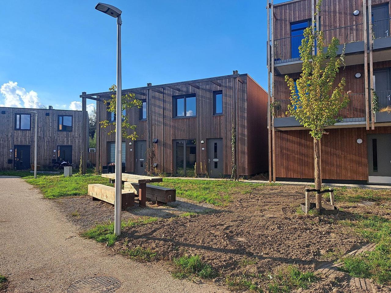 Duurzame hoekwoning met terras in Langlaar - Afbeelding 1