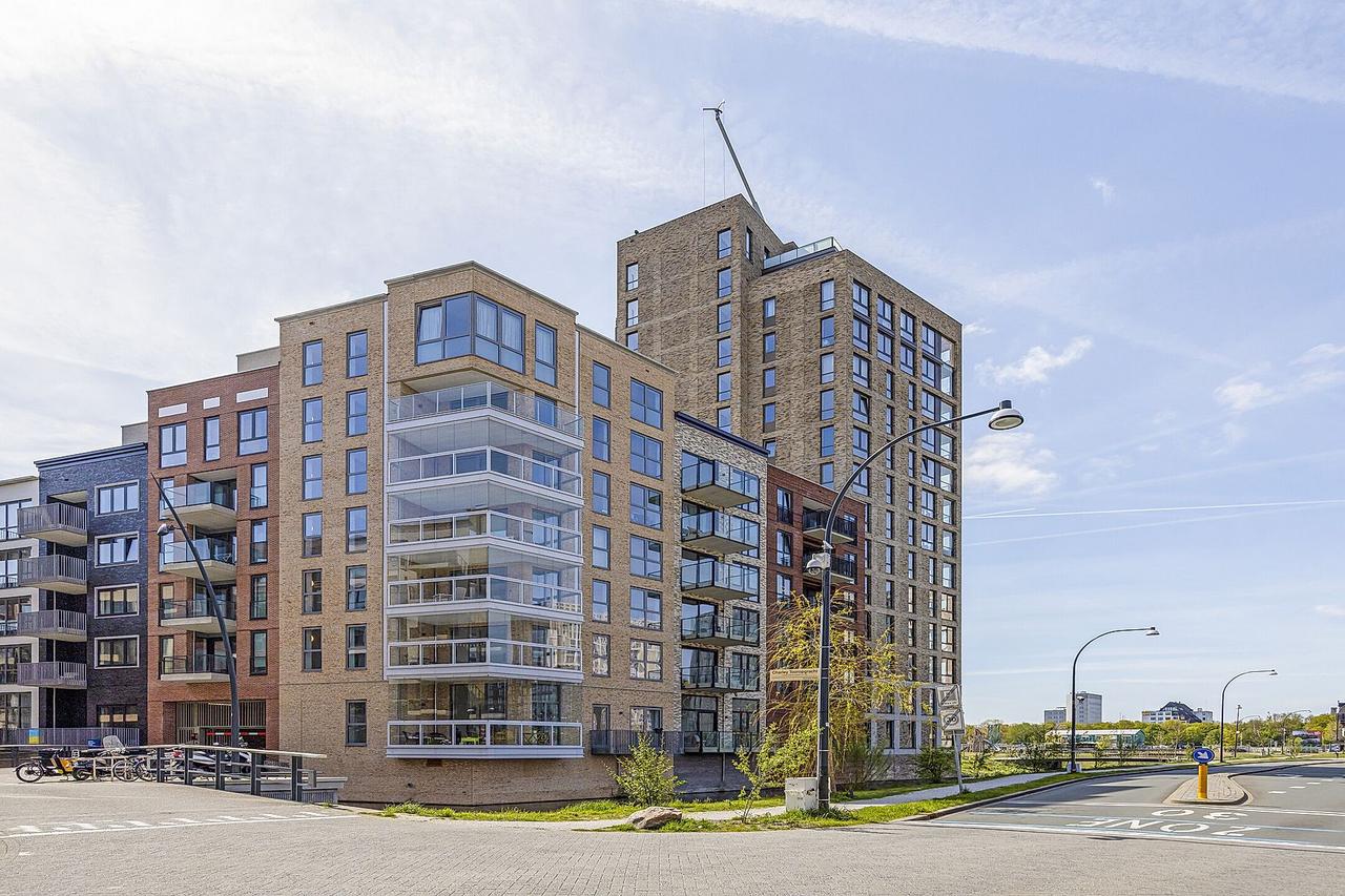 115 m² met 3 slaapkamers in Diemen - Afbeelding 2