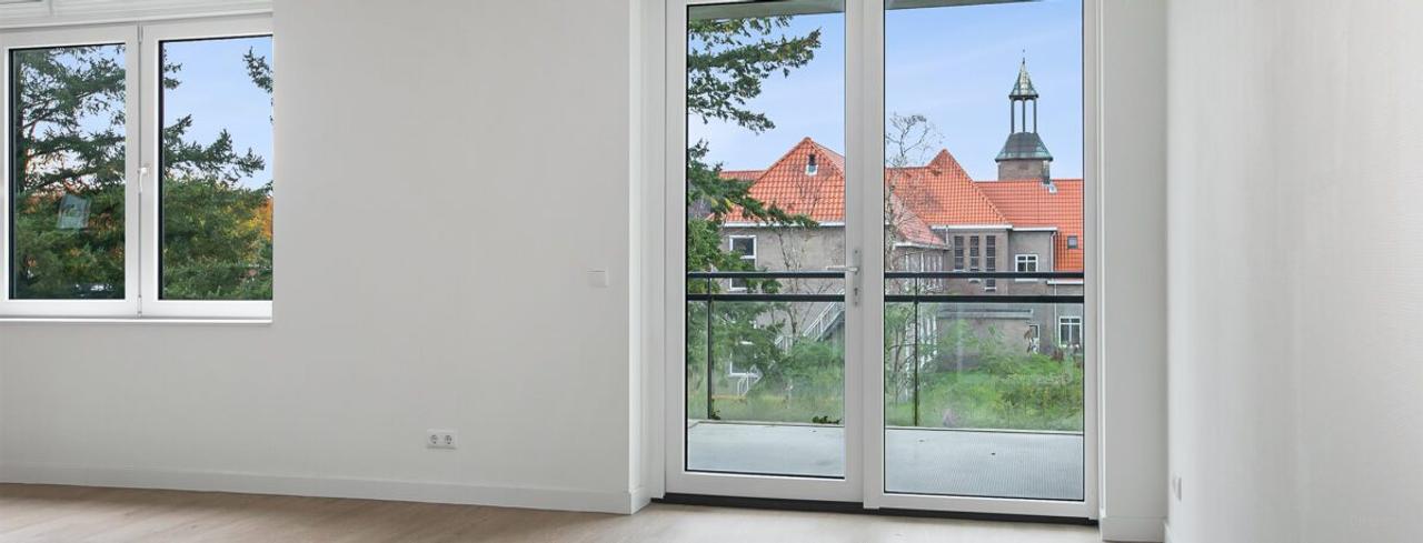 Quiet living with balcony in Huis Ter Heide - Image 6
