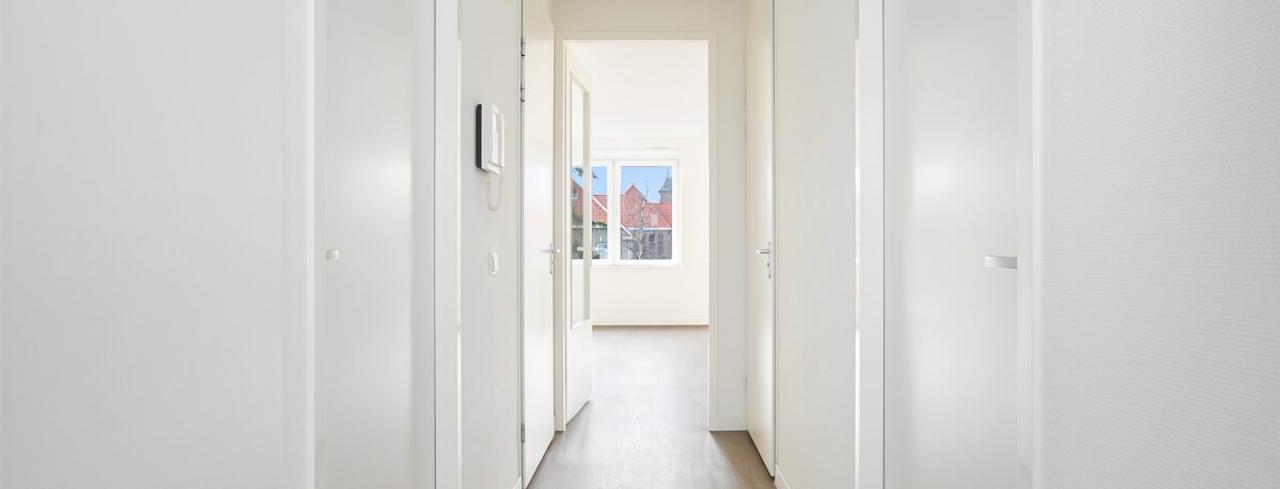 Quiet living with balcony in Huis Ter Heide - Image 8
