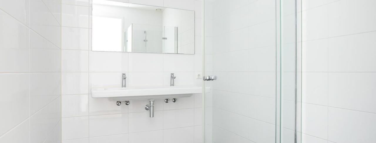 Quiet living with balcony in Huis Ter Heide - Image 9