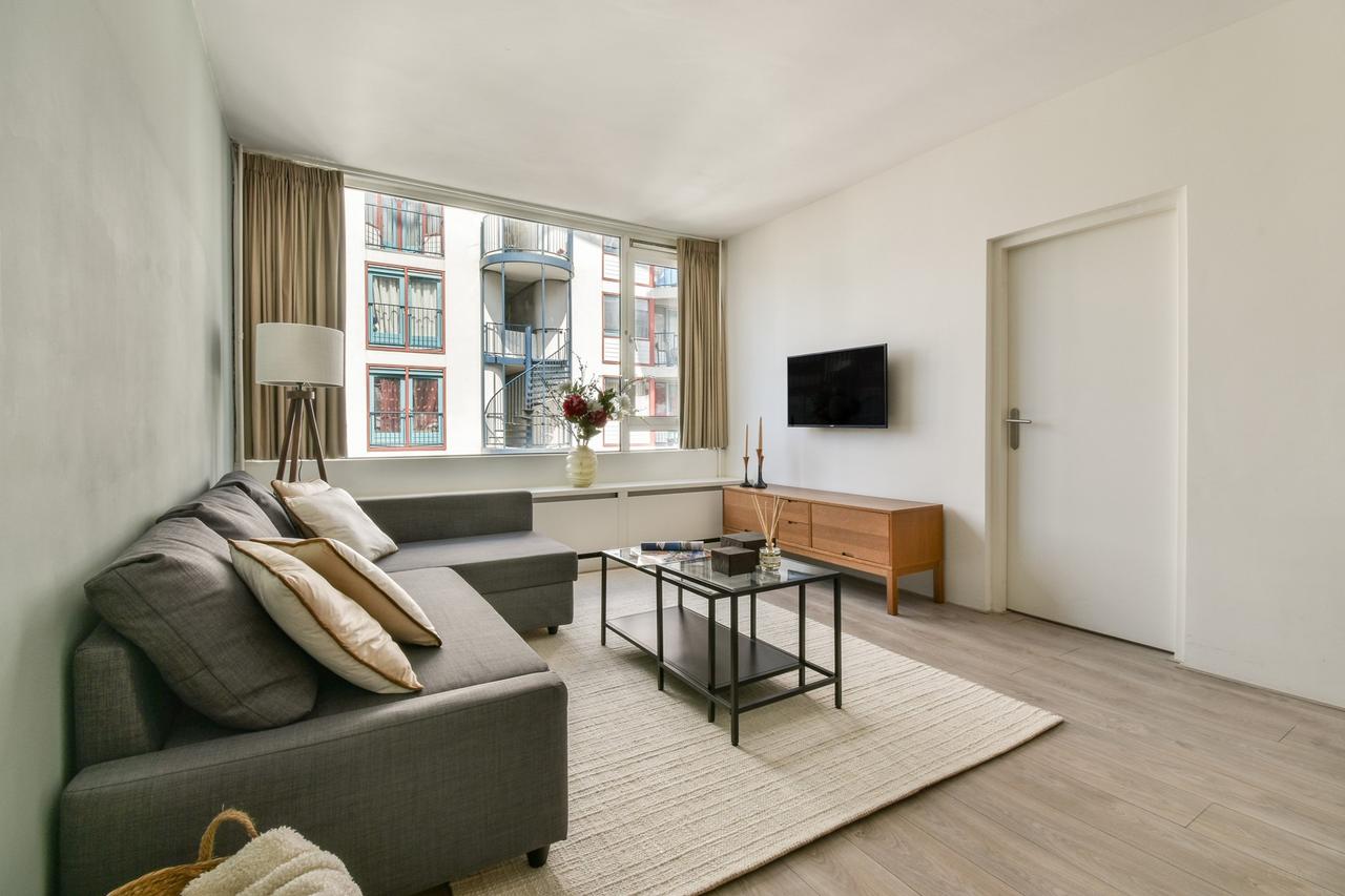 Comfortable Apartment on Waterlooplein - Image 1