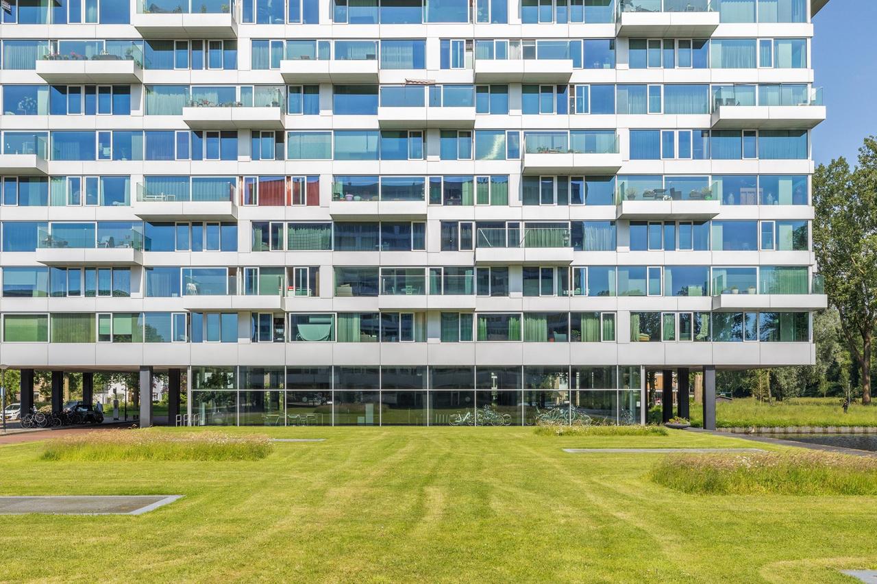 Modern 70 m² appartement in Osdorp - Afbeelding 2