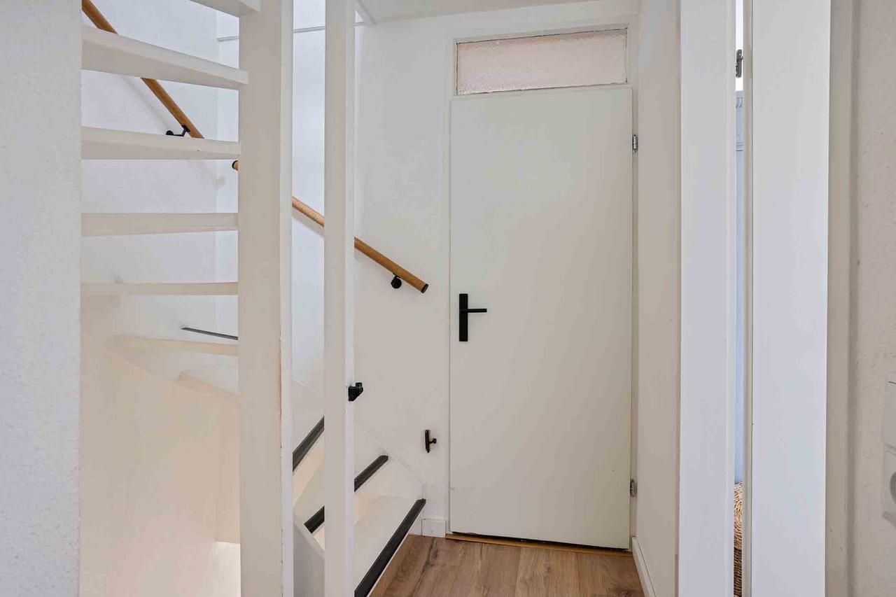 Corner house with 3 bedrooms and garage - Image 22