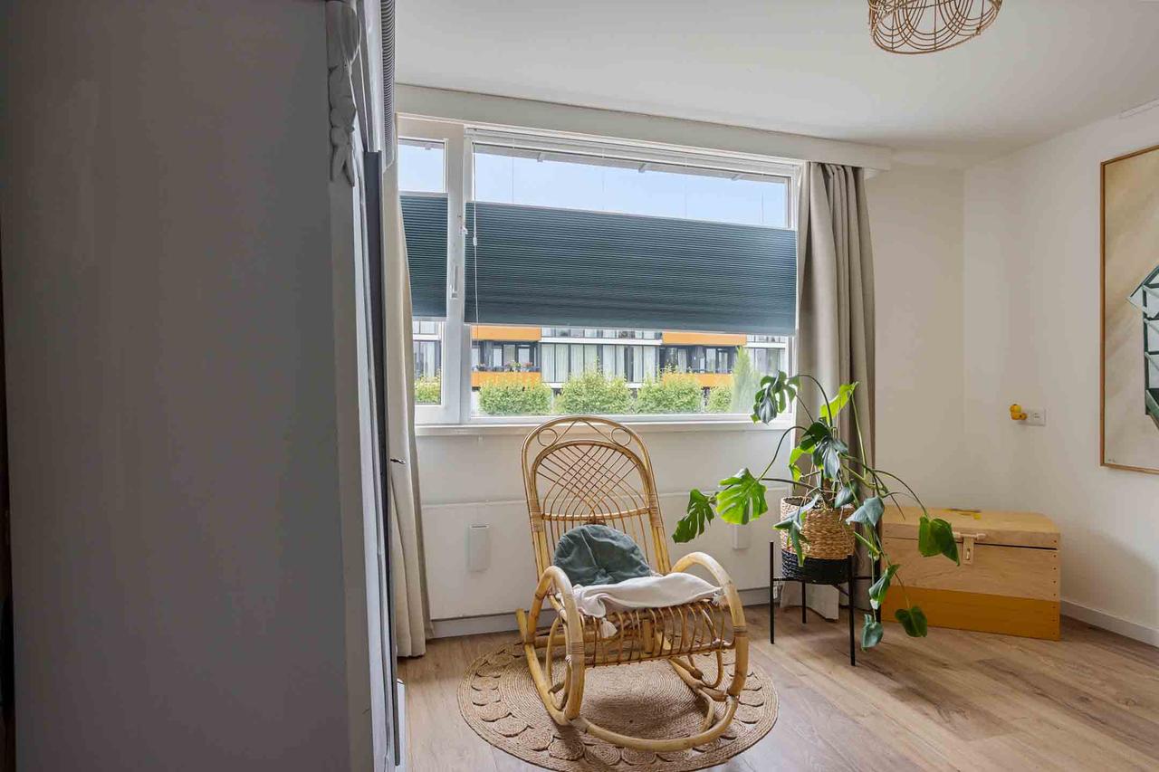 Corner house with 3 bedrooms and garage - Image 23