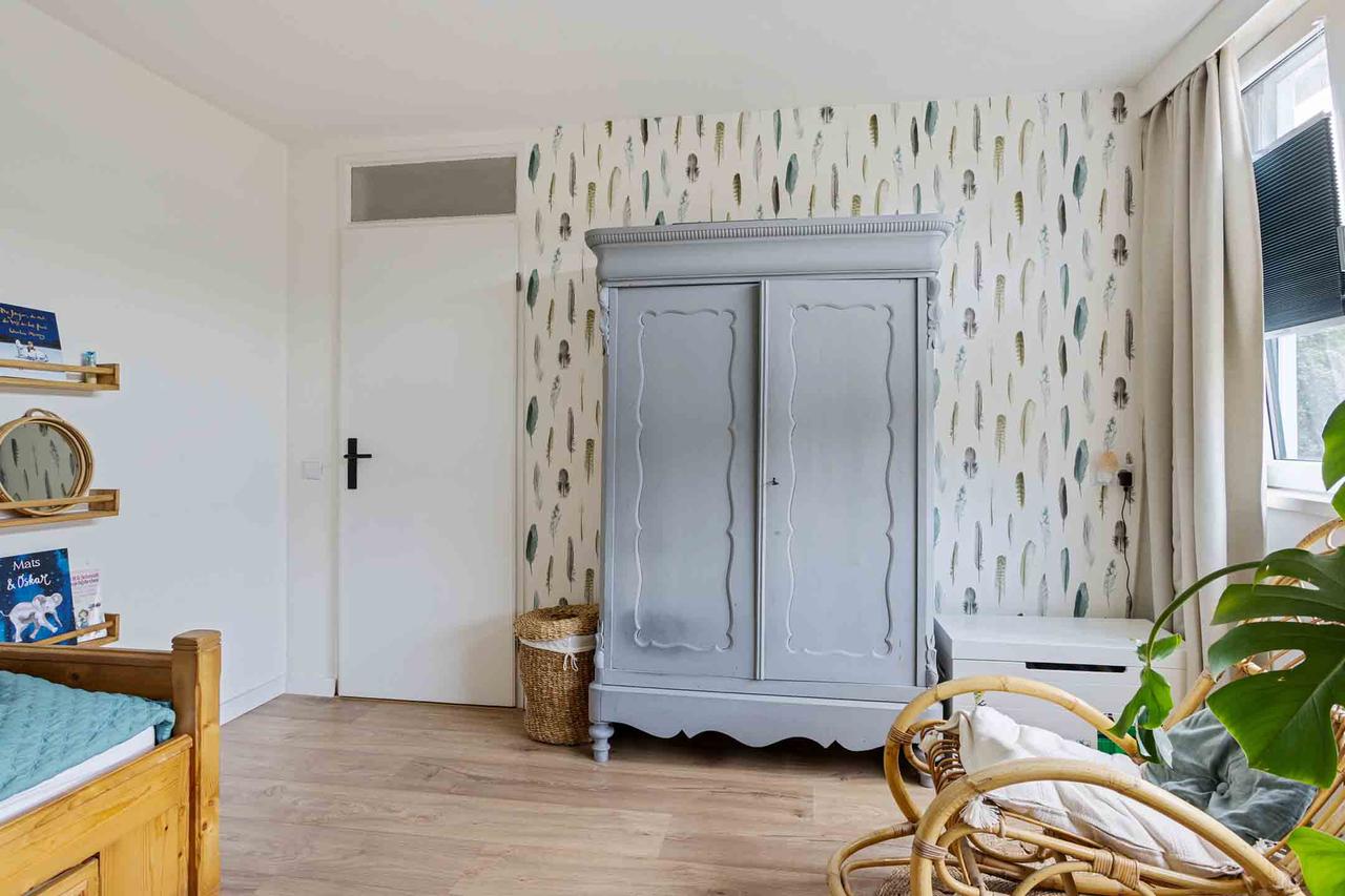 Corner house with 3 bedrooms and garage - Image 25