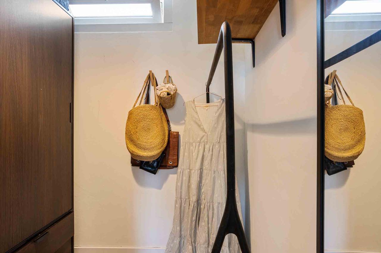 Corner house with 3 bedrooms and garage - Image 30