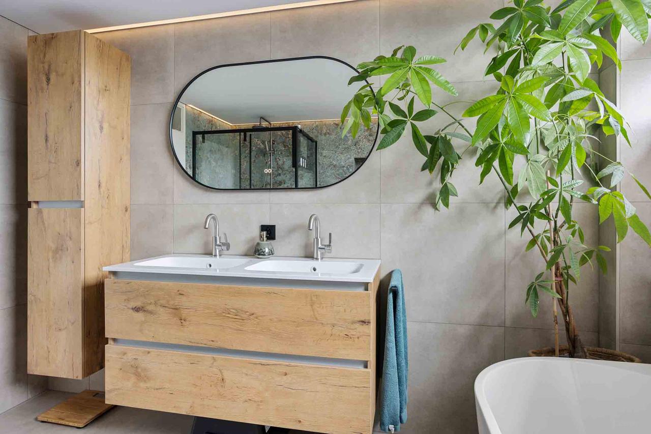 Corner house with 3 bedrooms and garage - Image 32