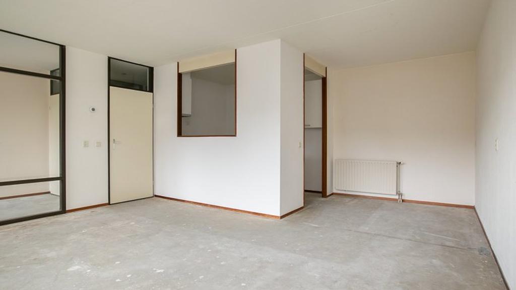 Living at Koningsplein with a balcony - Image 3