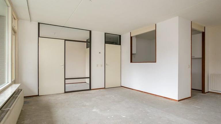 Living at Koningsplein with a balcony - Image 4