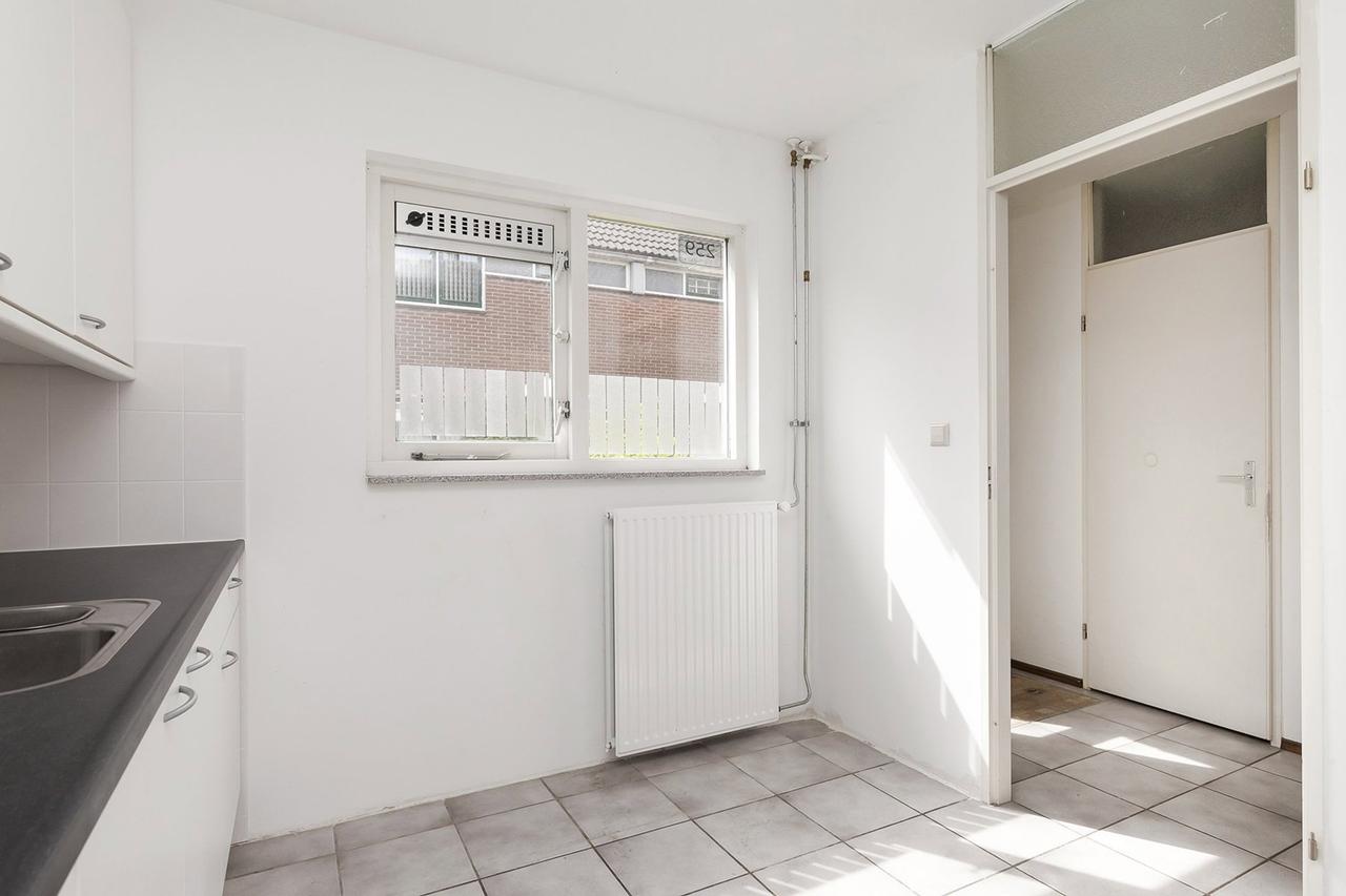 Eengezinswoning met tuin in Holendrecht - Afbeelding 7