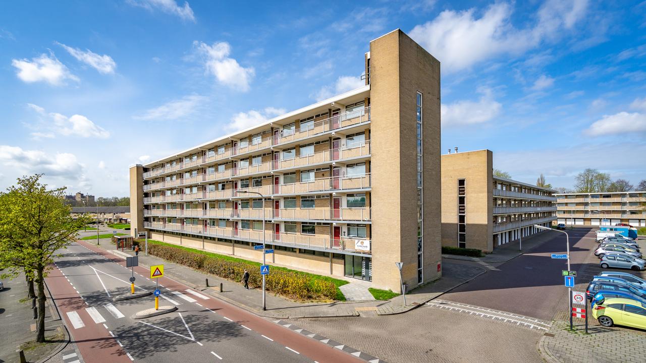94 m² appartement met 3 slaapkamers en balkon - Afbeelding 1