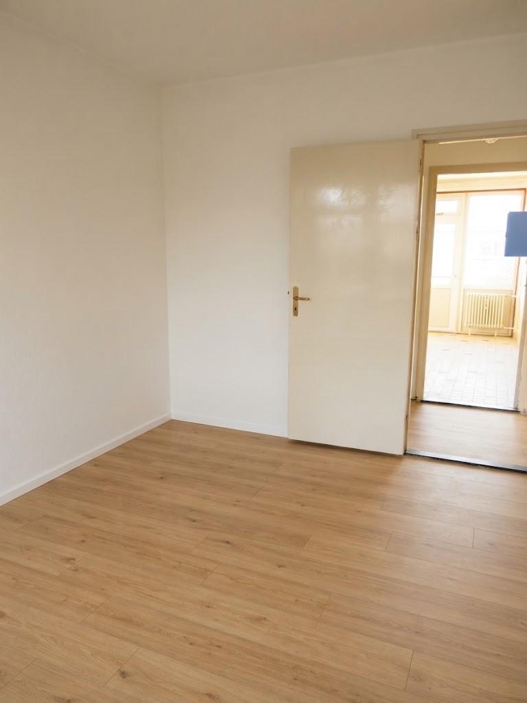 80 m² apartment with 3 bedrooms - Image 3