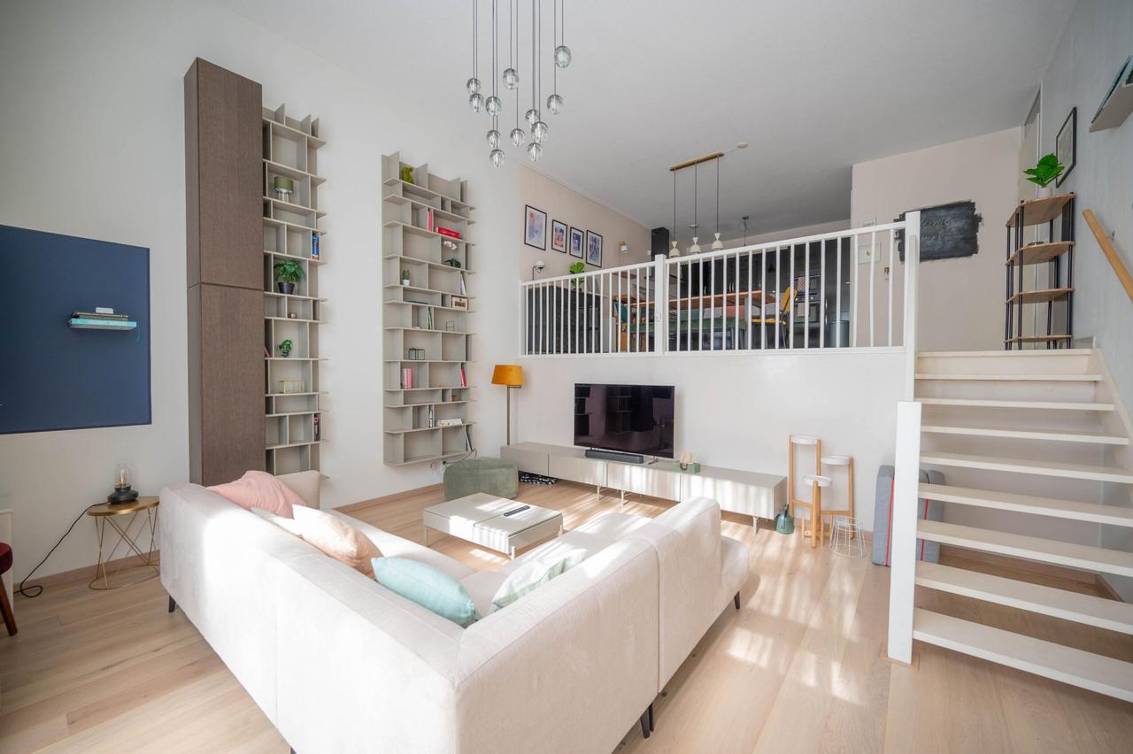 Gemeubileerd 3-kamerappartement met balkon - Afbeelding 2