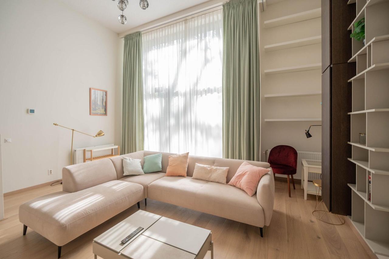 Gemeubileerd 3-kamerappartement met balkon - Afbeelding 3