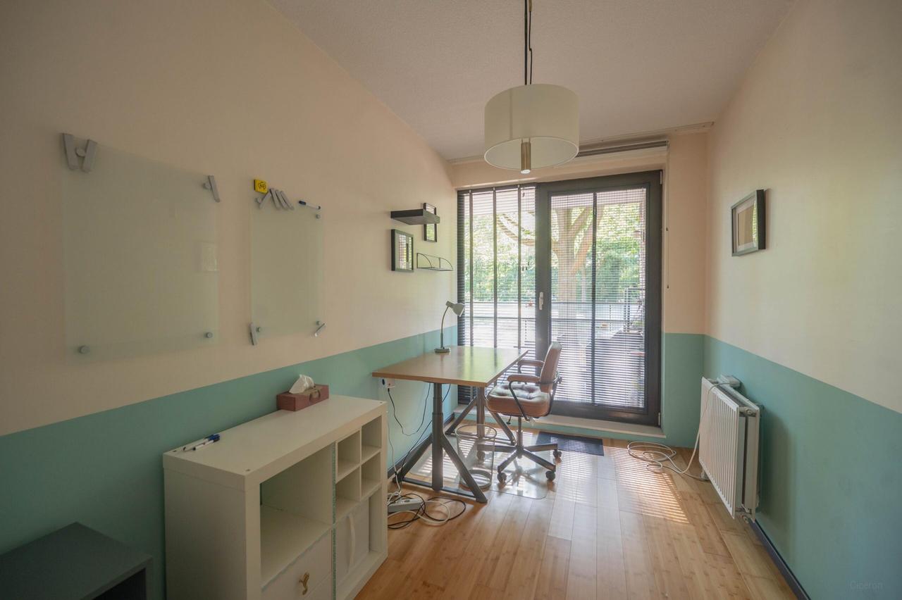 Gemeubileerd 3-kamerappartement met balkon - Afbeelding 8