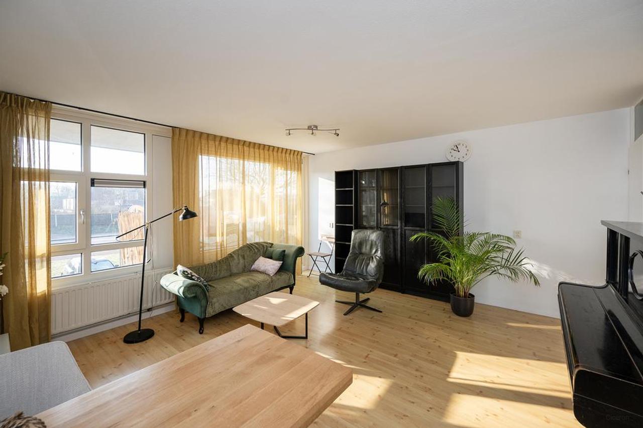 69 m² met 2 slaapkamers en balkon - Afbeelding 1