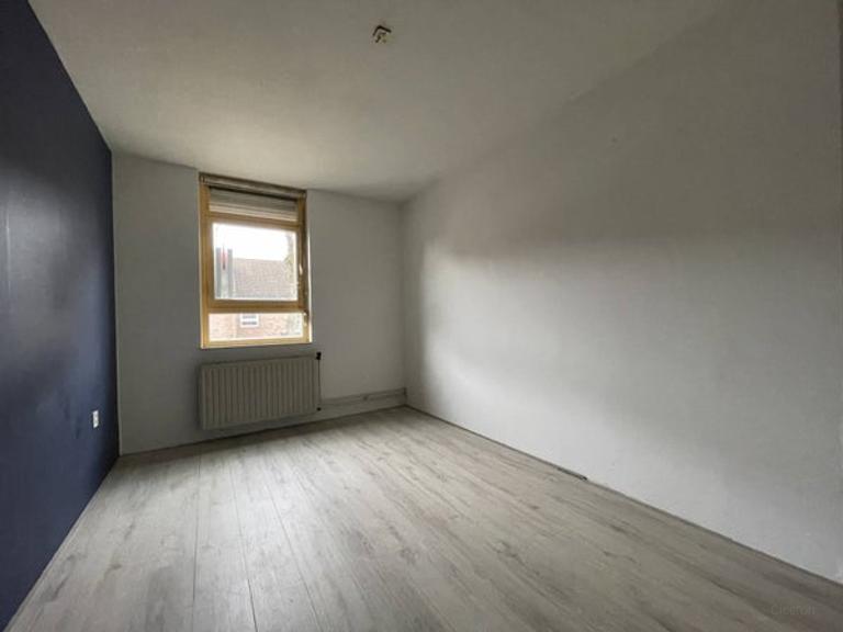 4-slaapkamer tussenwoning met zonnige tuin - Afbeelding 12