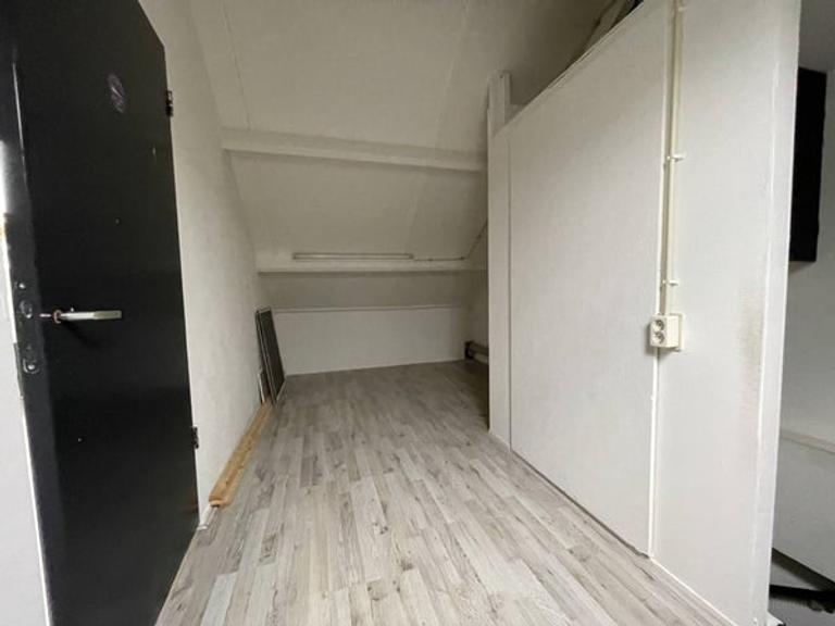 4-slaapkamer tussenwoning met zonnige tuin - Afbeelding 14