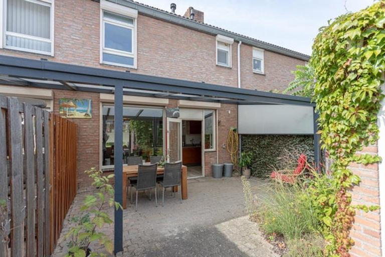 4-slaapkamer tussenwoning met zonnige tuin - Afbeelding 16