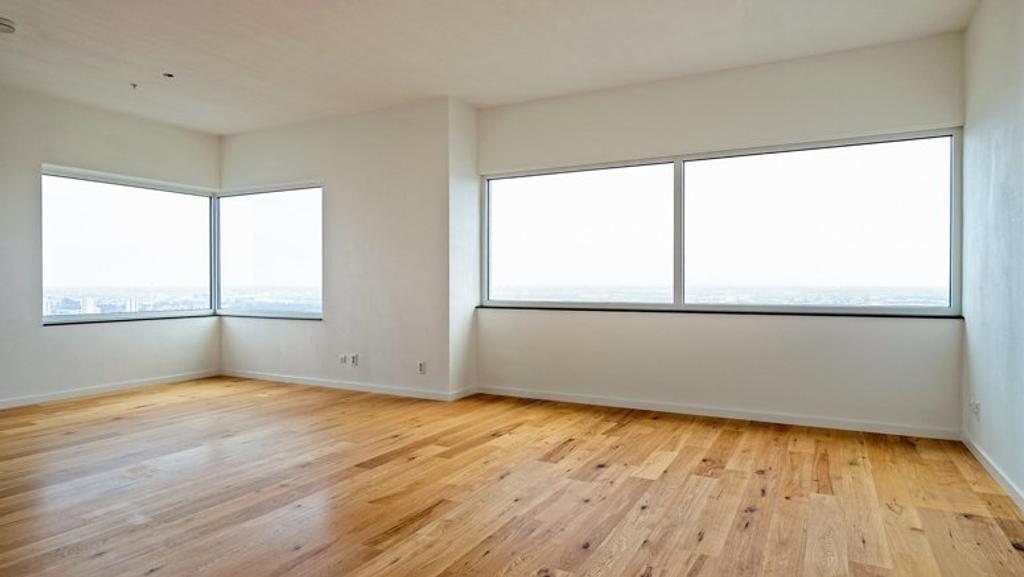 132 m² met loggia aan de Maas - Afbeelding 1