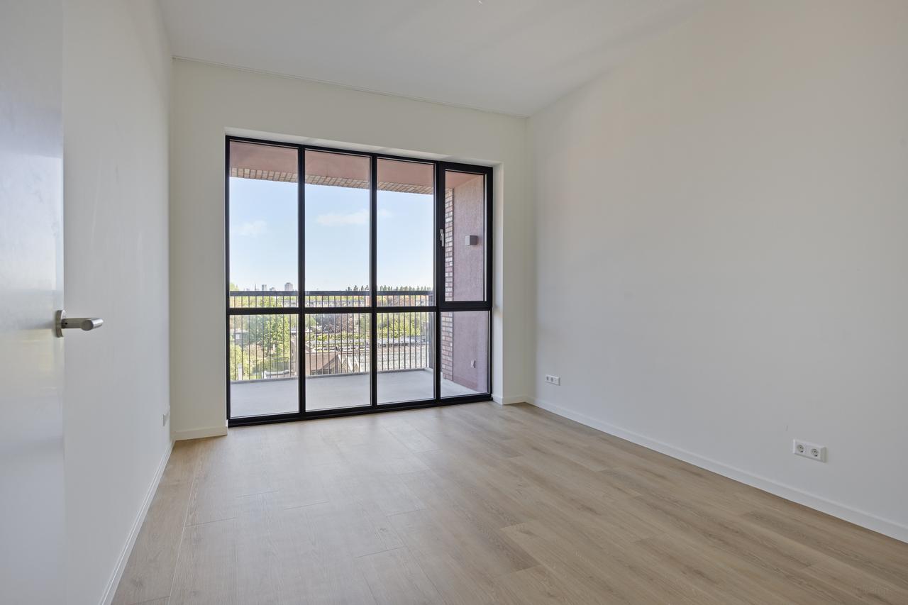 Licht 2-kamerappartement met balkon - Afbeelding 4