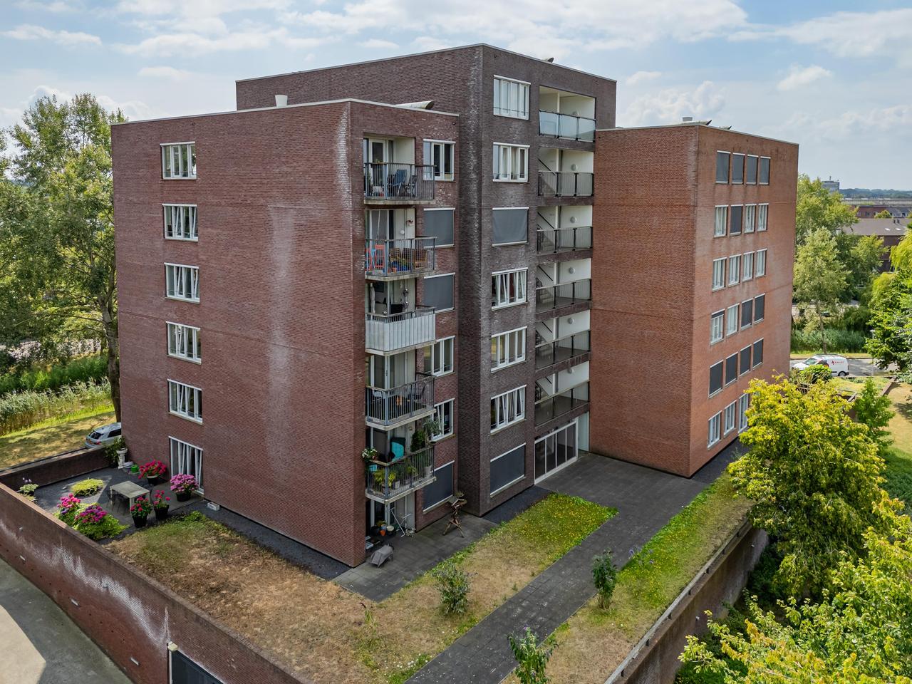 146 m² maisonette with 3 bedrooms - Image 2