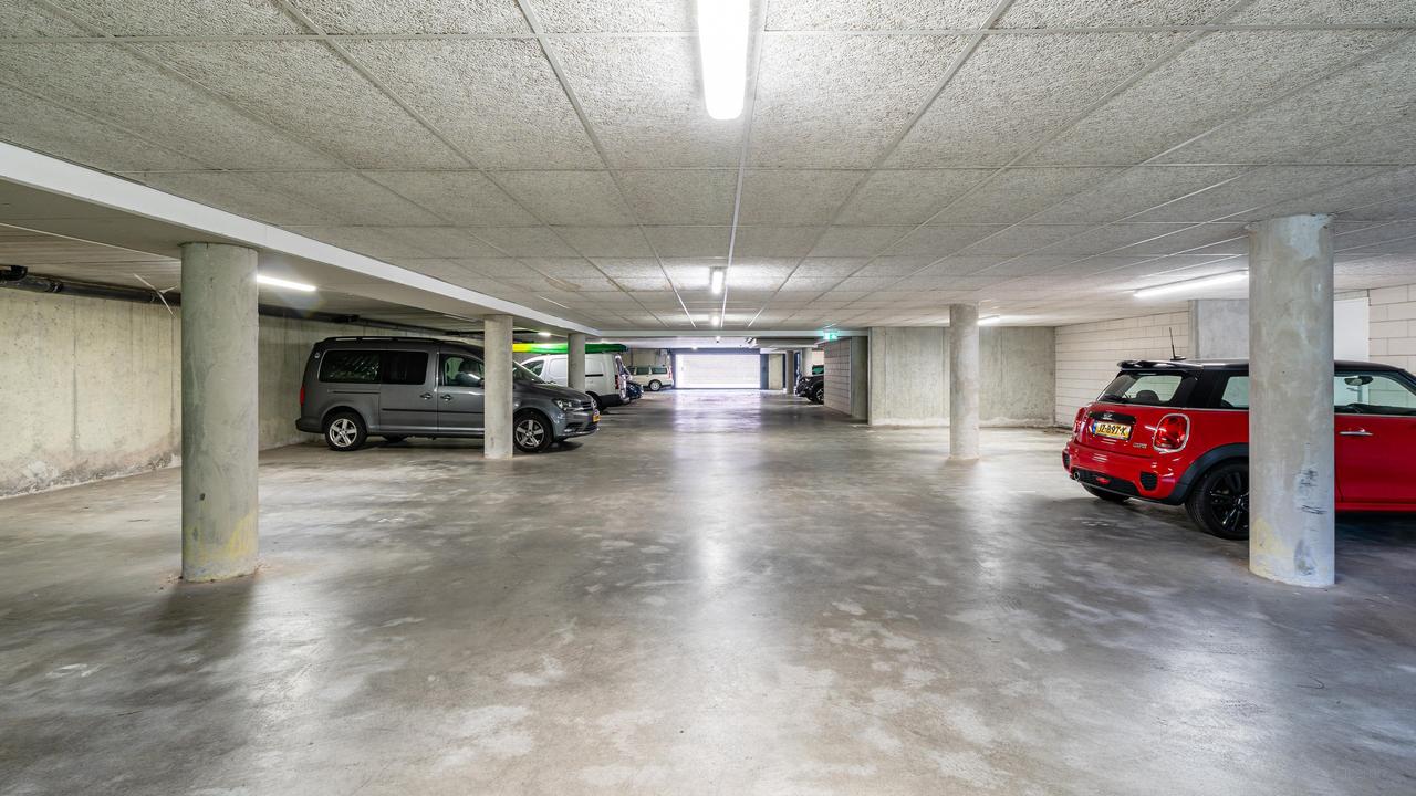 146 m² maisonette with 3 bedrooms - Image 19
