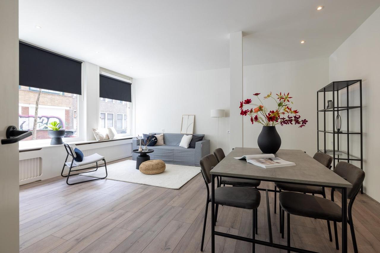 123 m² Apartment with 3 Bedrooms - Image 1