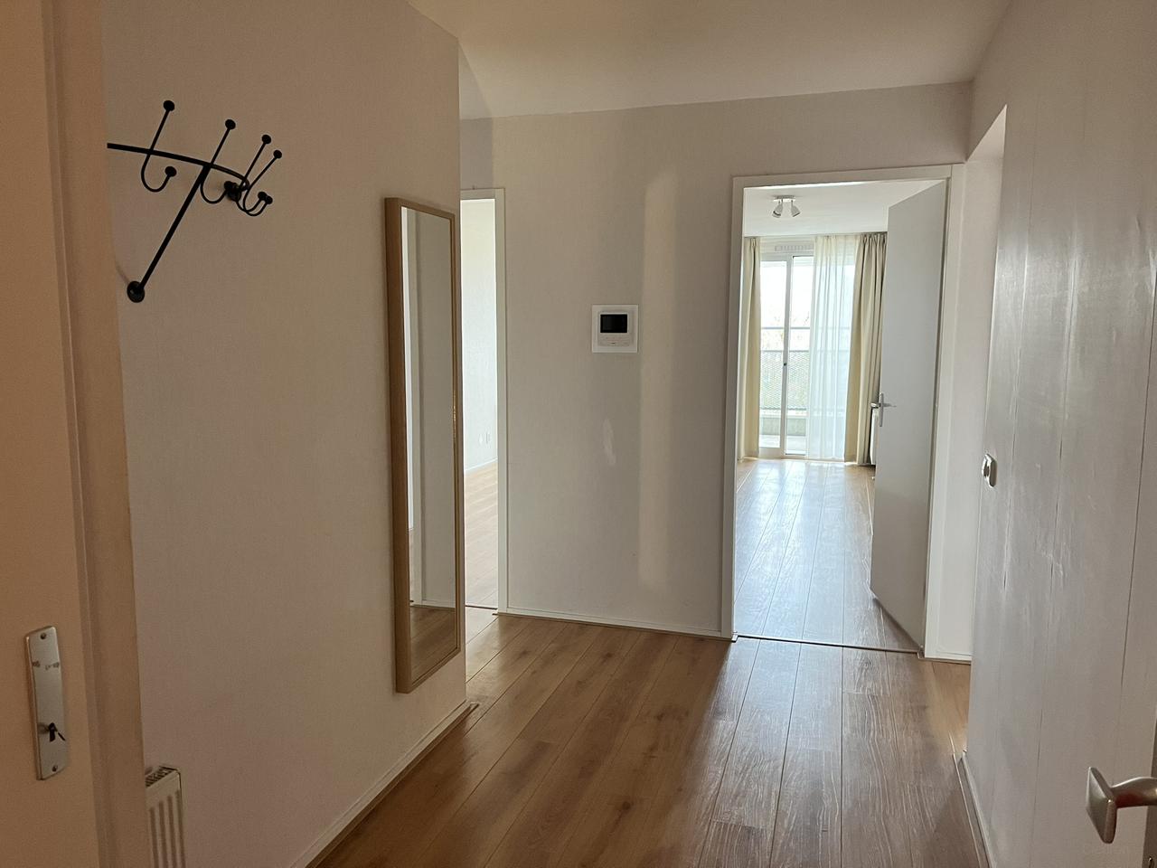 128 m² appartement met groot balkon - Afbeelding 3
