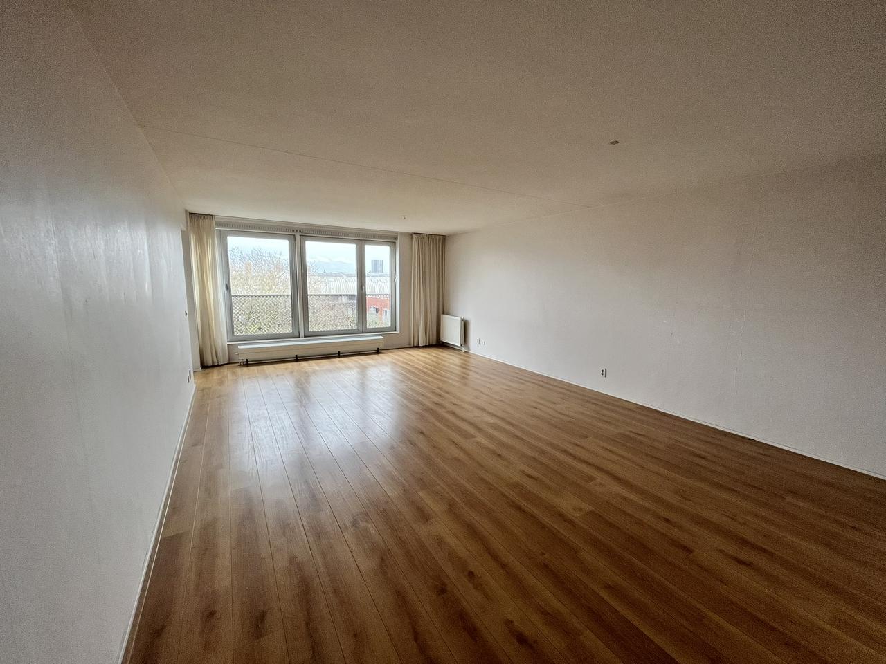 128 m² appartement met groot balkon - Afbeelding 8