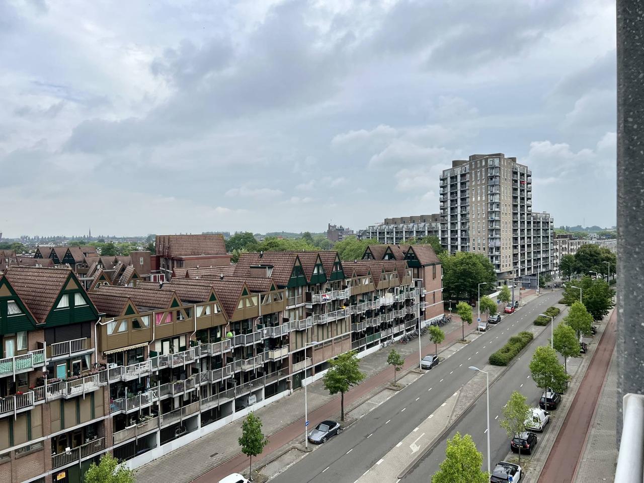 Balkon, parkeerplek en gemeubileerd wonen - Afbeelding 6