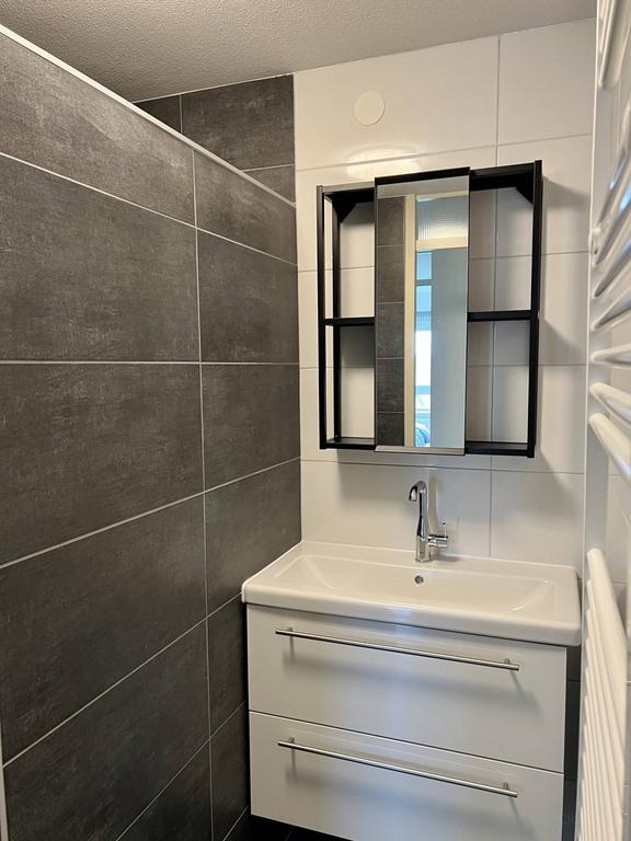Balkon, parkeerplek en gemeubileerd wonen - Afbeelding 10