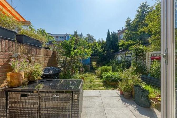 Gemeubileerde benedenwoning met tuin - Afbeelding 6