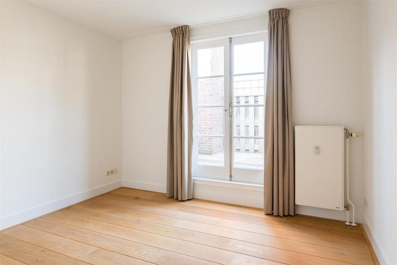 243 m² Living Space on Stadionkade - Image 28