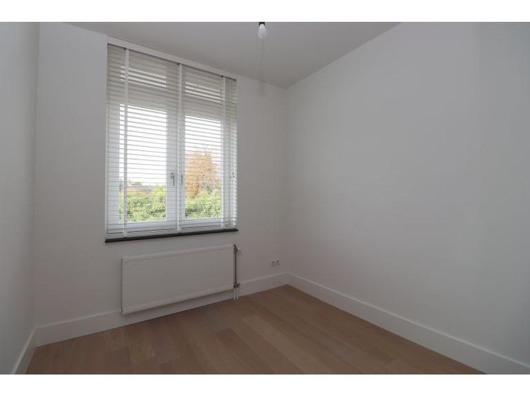 125 m² House with 4 Bedrooms in Waalre - Image 9