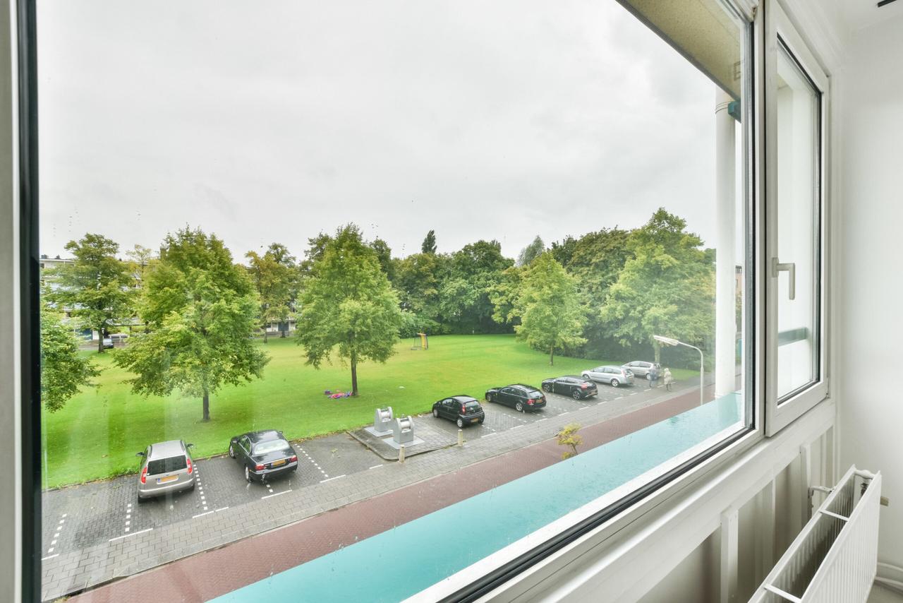 4-room apartment with elevator in Amstelveen - Image 12