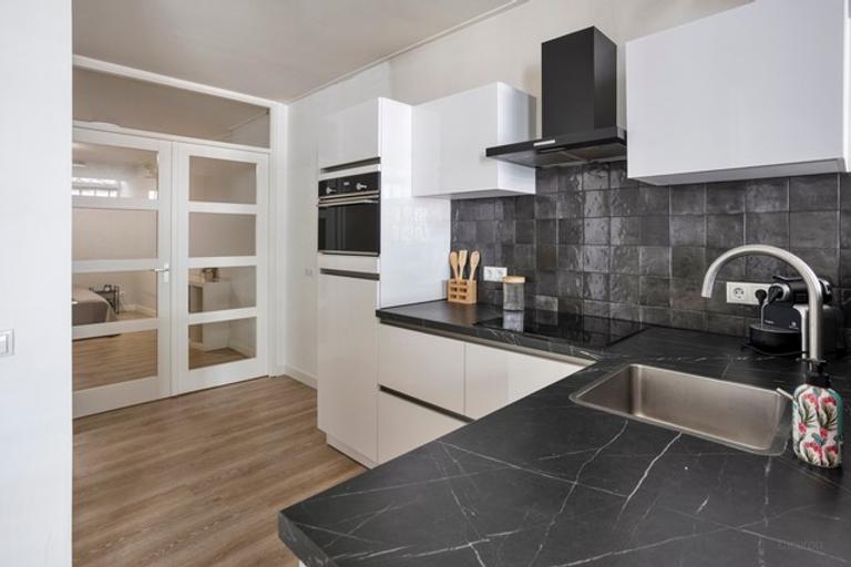 Gemeubileerd 2-kamerappartement in hartje Den Bosch - Afbeelding 8