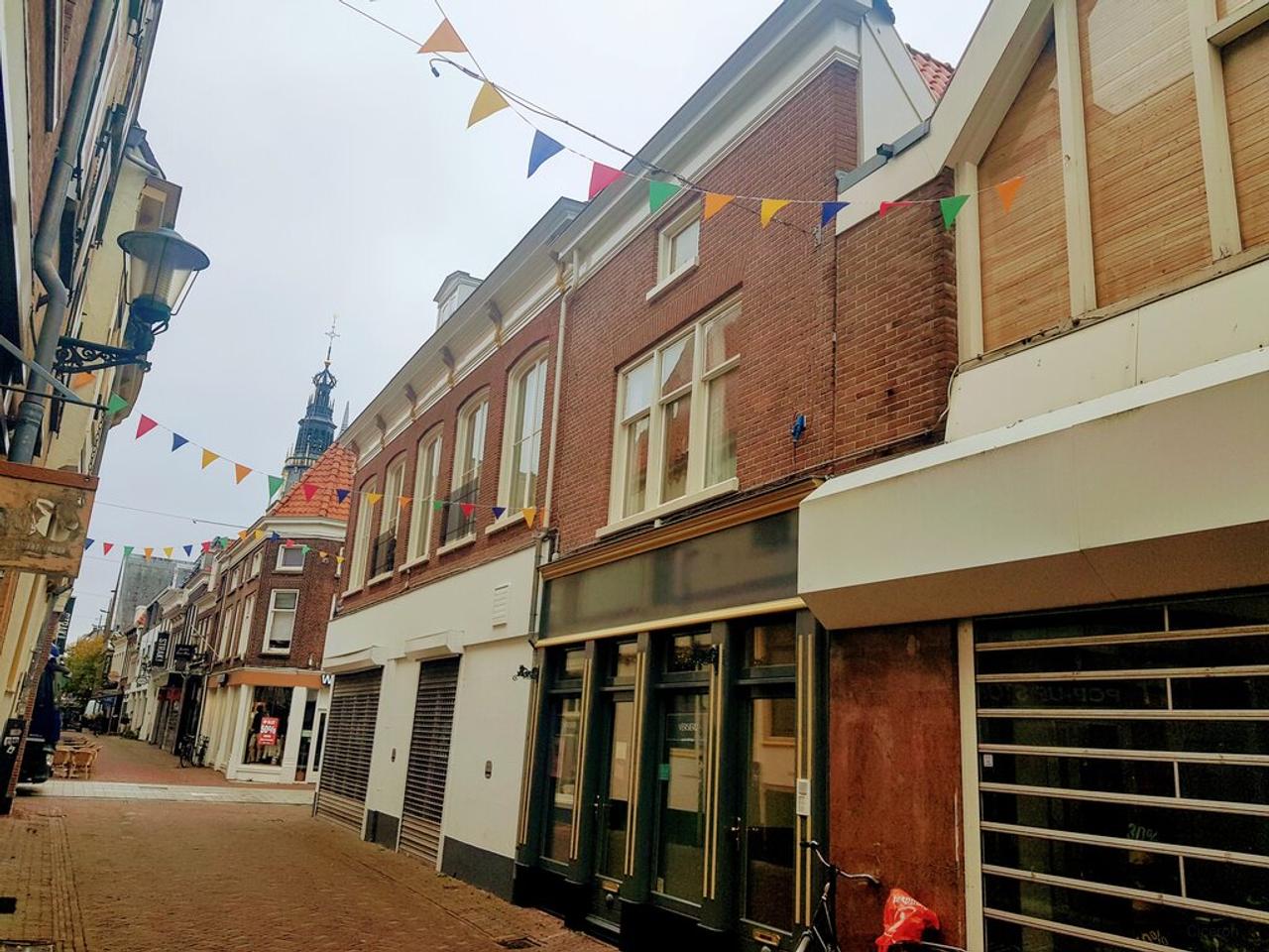 2-kamerappartement met terras in centrum - Afbeelding 1