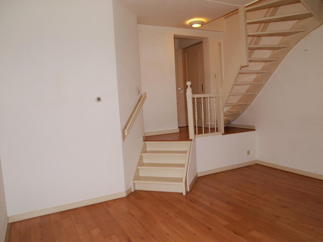 2-kamerappartement met terras in centrum - Afbeelding 5