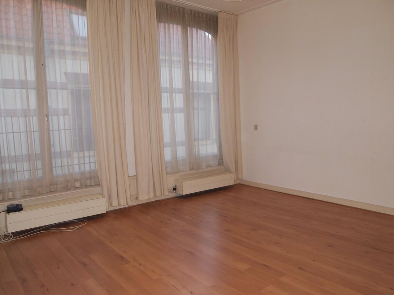 2-kamerappartement met terras in centrum - Afbeelding 6