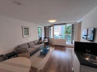 Balkon en 2 slaapkamers in hartje Amsterdam - Afbeelding 3