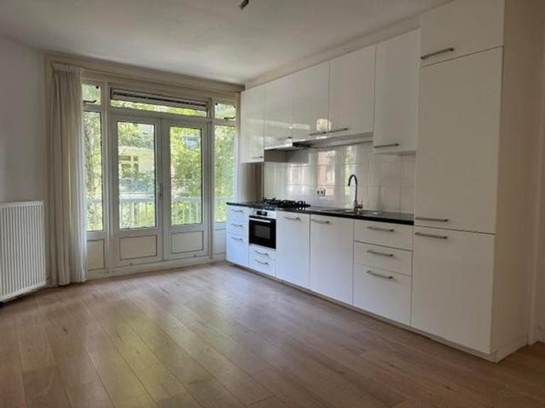 79 m² appartement met 2 slaapkamers en balkon - Afbeelding 3